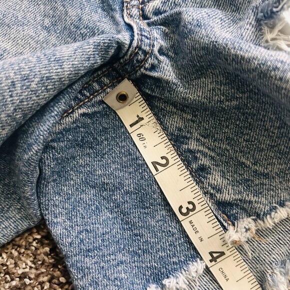AE Ripped Jean Shorts Size 0 | 4” Inseam Distressed - Picture 7 of 7